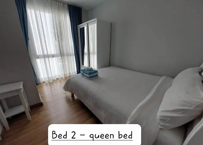 Light, Airy, Pool Views 2 Bed 2 Bath, Free Wifi, Elect